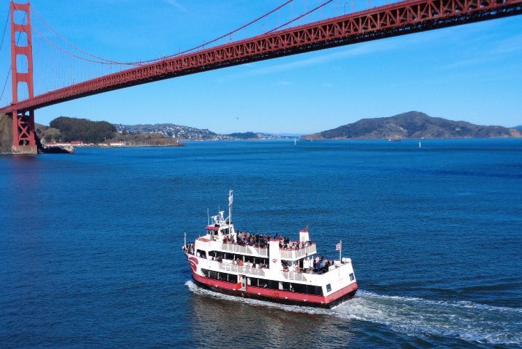 San Francisco Land &amp; Sea Adventure: City &amp; Bay Cruise Tour